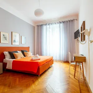  Apartment Centralstation - Via Lazzaroni Italy