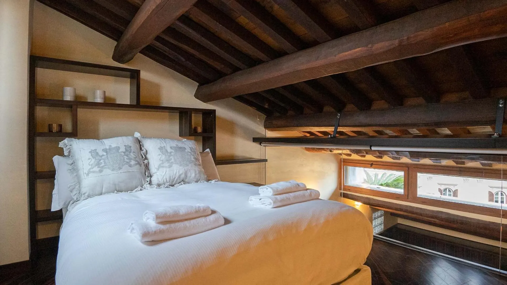 Piazza Venezia Charming Apartments With View Roma