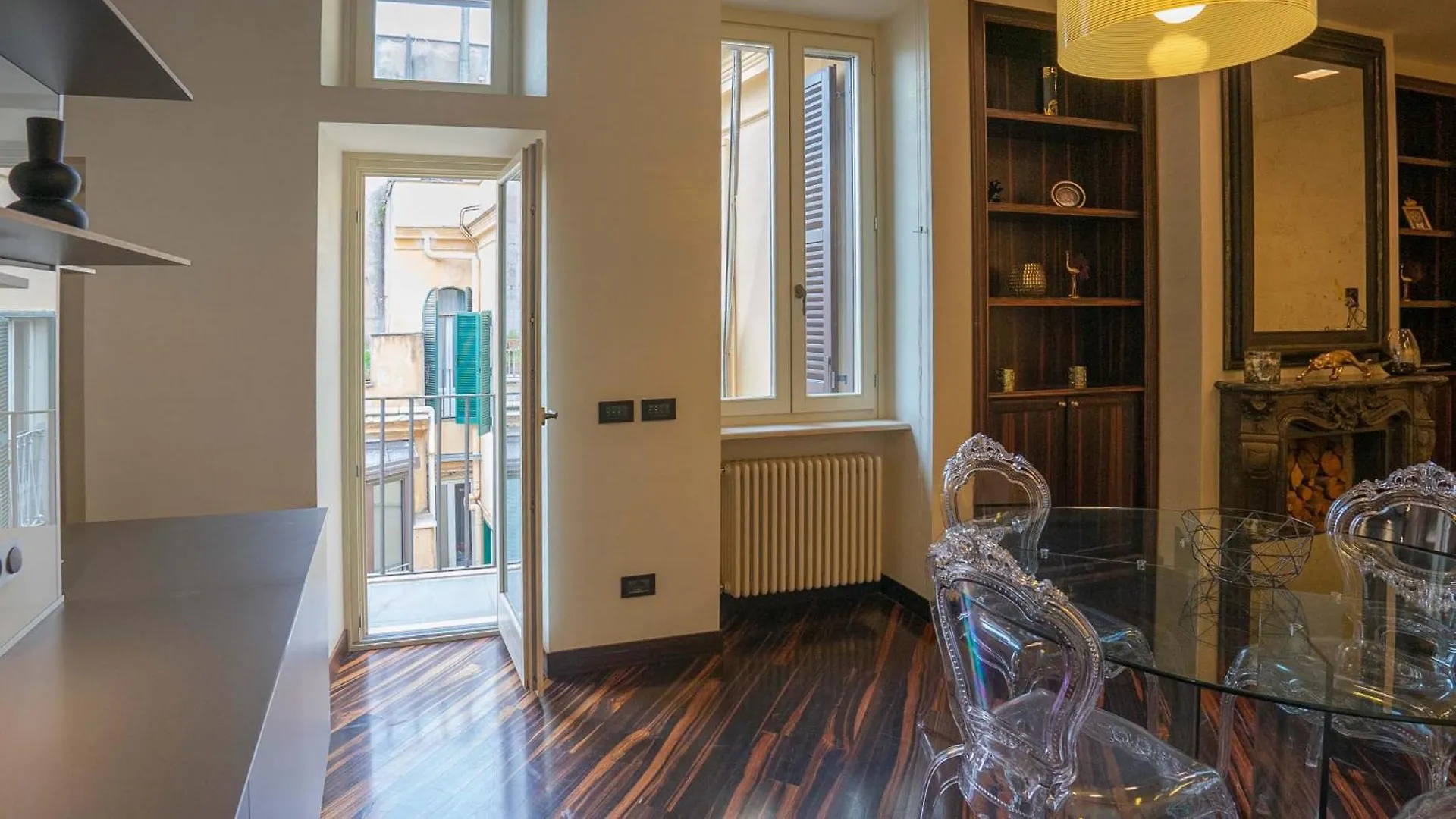 Piazza Venezia Charming Apartments With View Roma