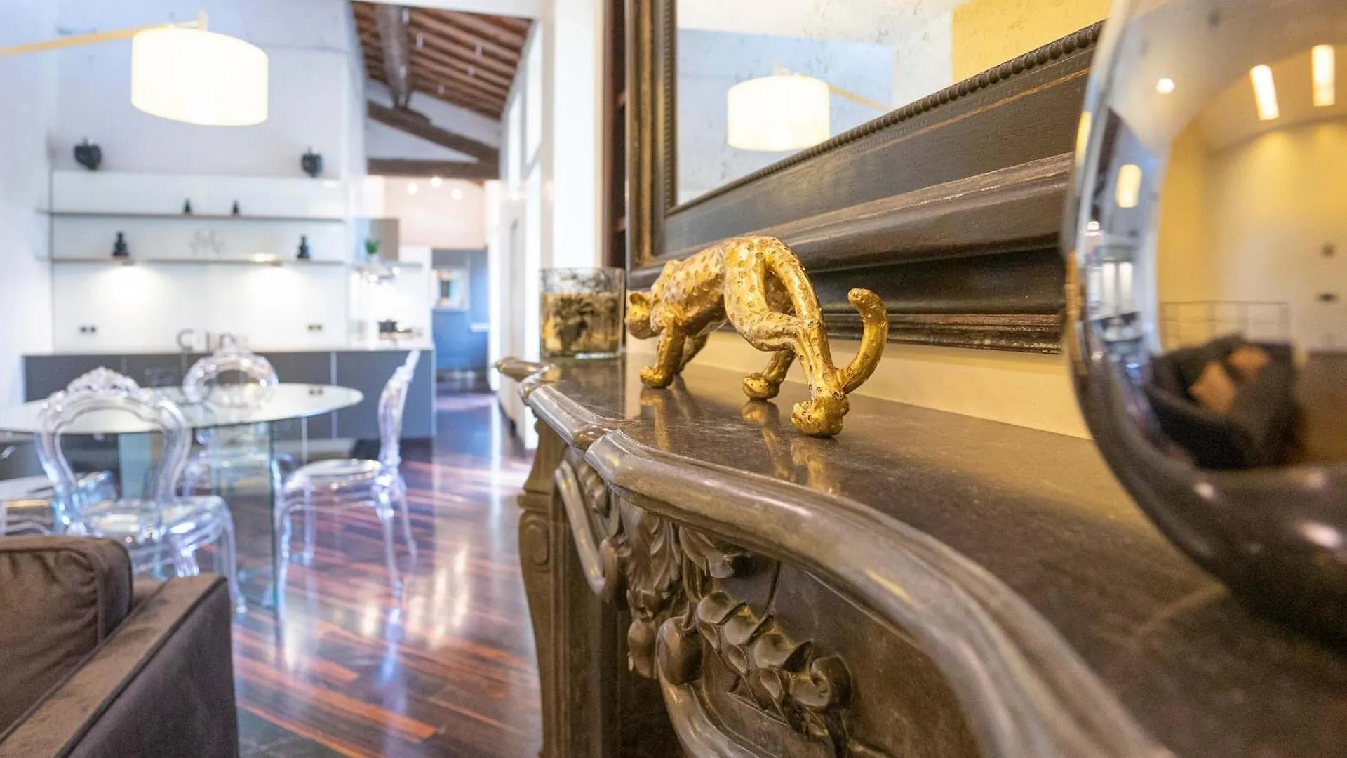 Piazza Venezia Charming Apartments With View Roma 0*,