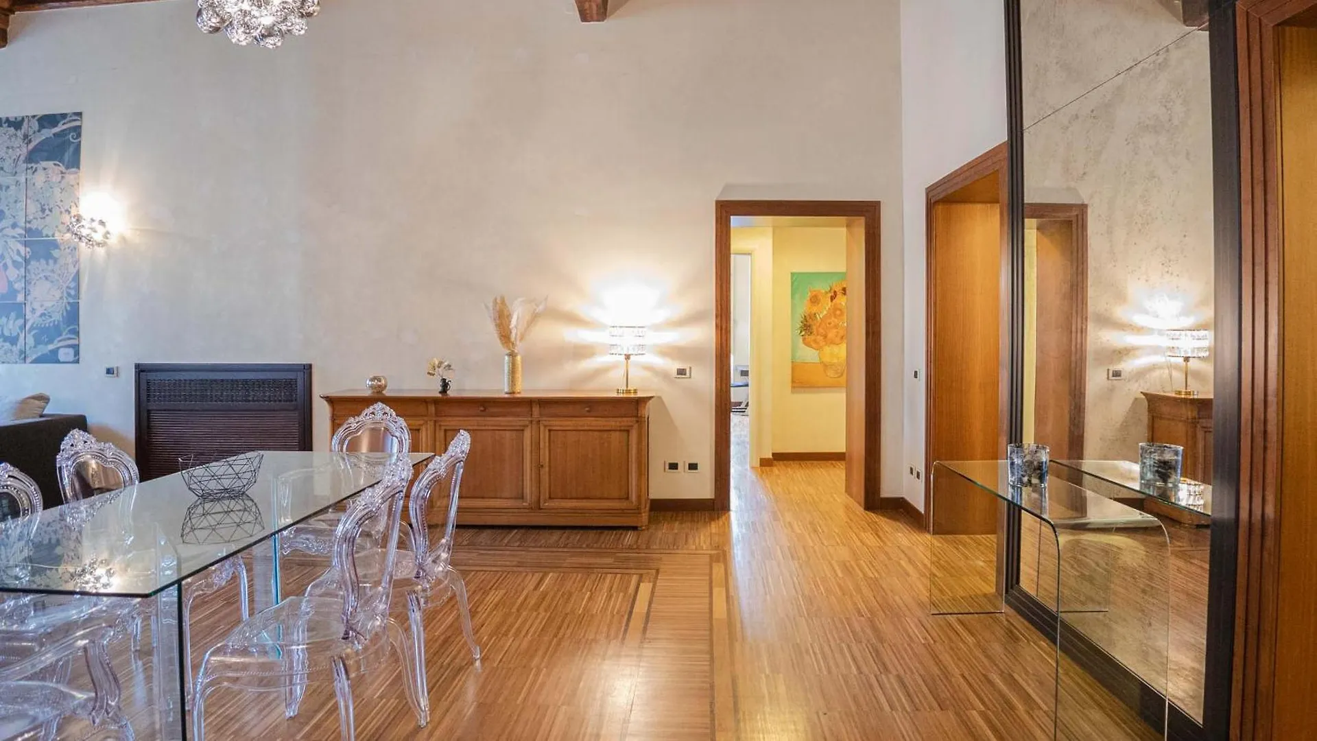 Piazza Venezia Charming Apartments With View Roma Italia